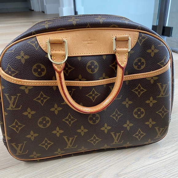 Authentic 2006 pre-owned Trouville top-handle bag - Picture 1 of 7